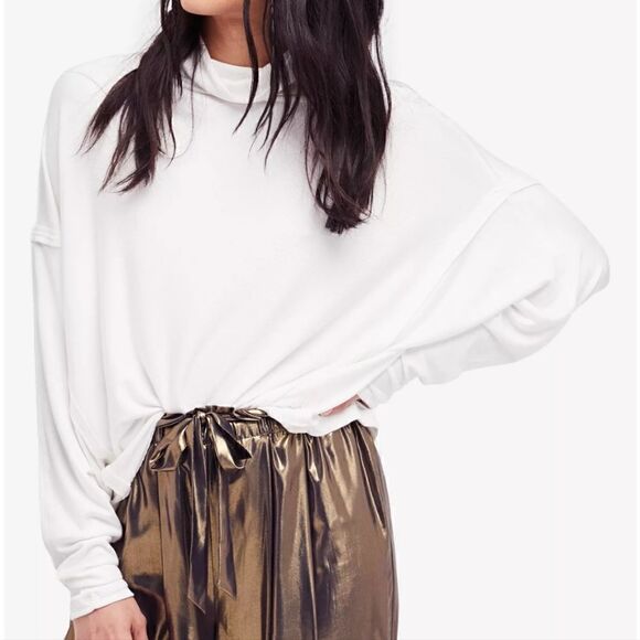 Free People Tops - FREE PEOPLE Alameda Ivory Slouchy Oversized Pullover Top Size Small